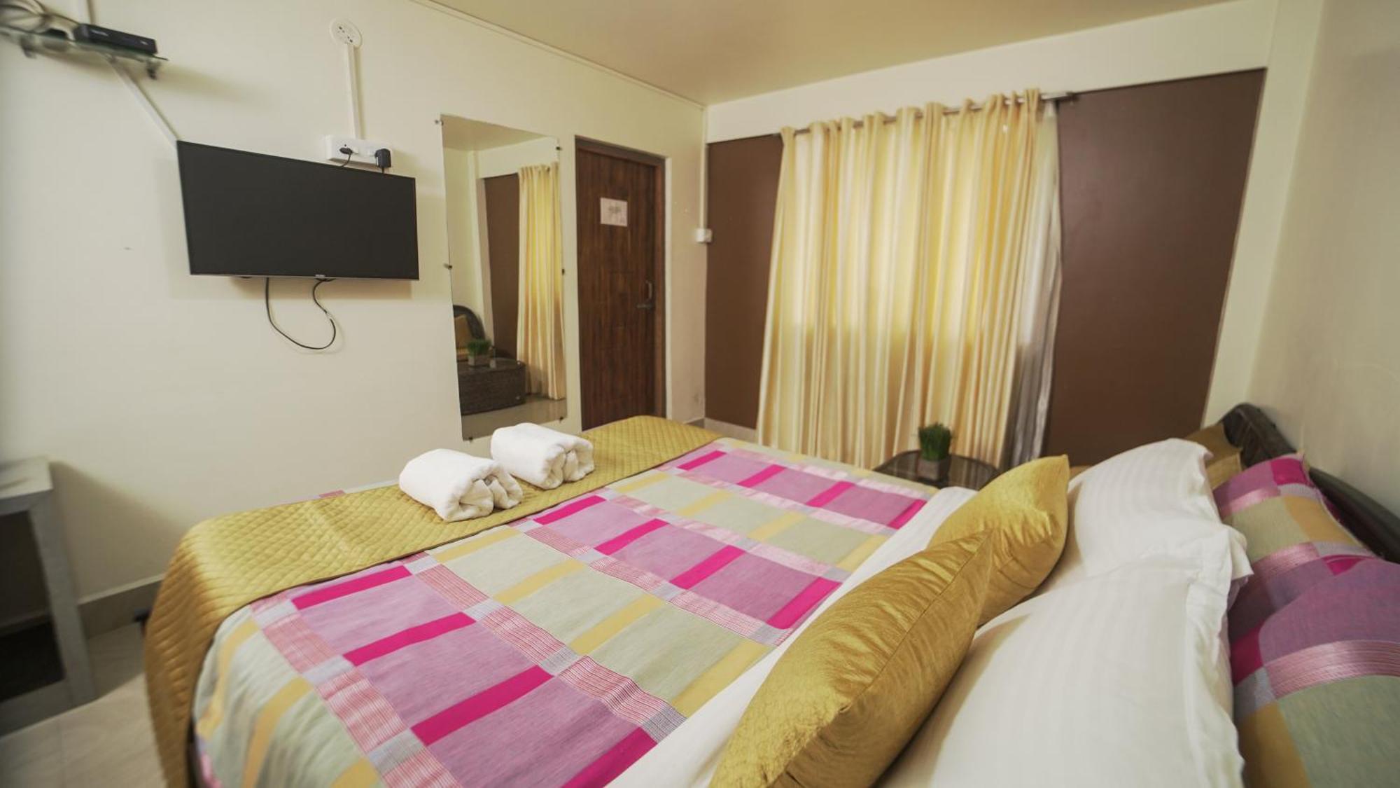 350sqm 10 bedroom, 10 bathroom Apartamento in Laitumkhrah Shillong Exterior foto