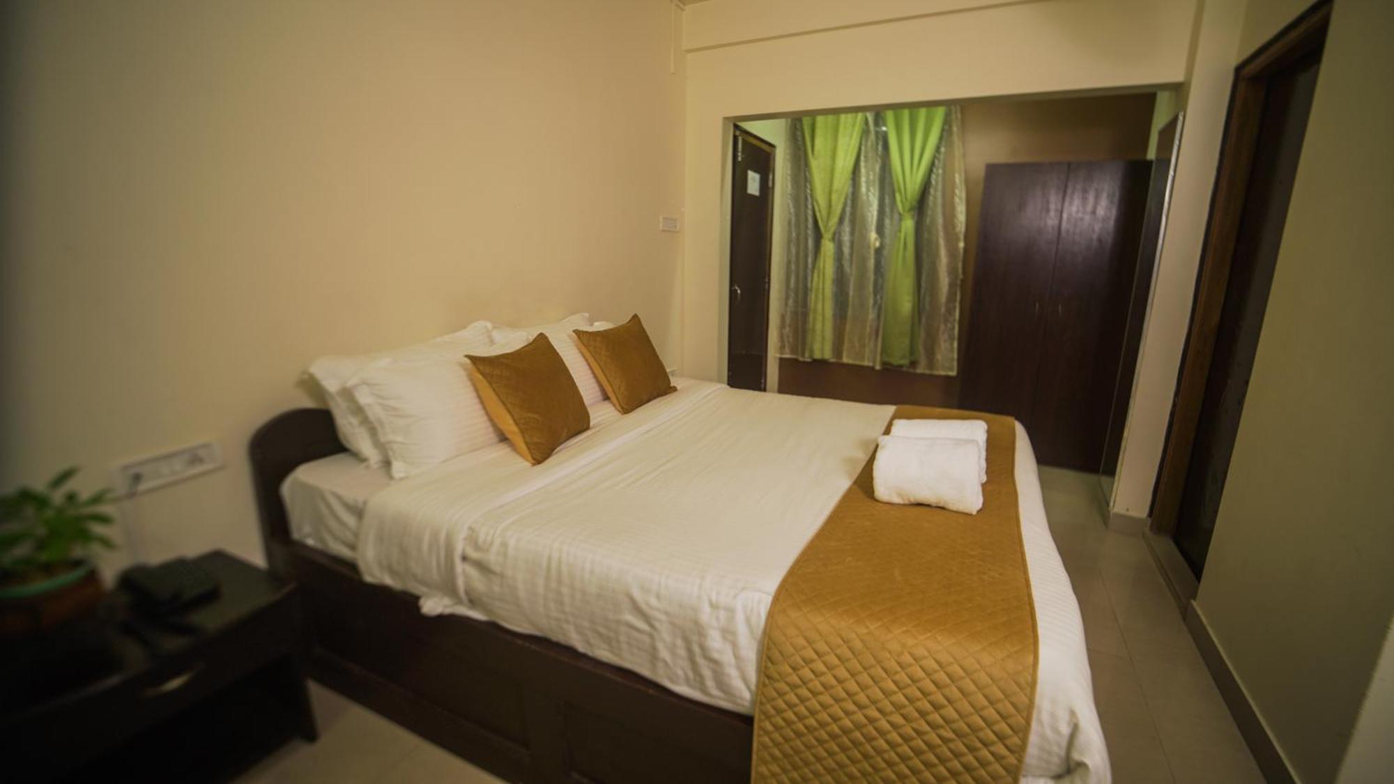 350sqm 10 bedroom, 10 bathroom Apartamento in Laitumkhrah Shillong Exterior foto