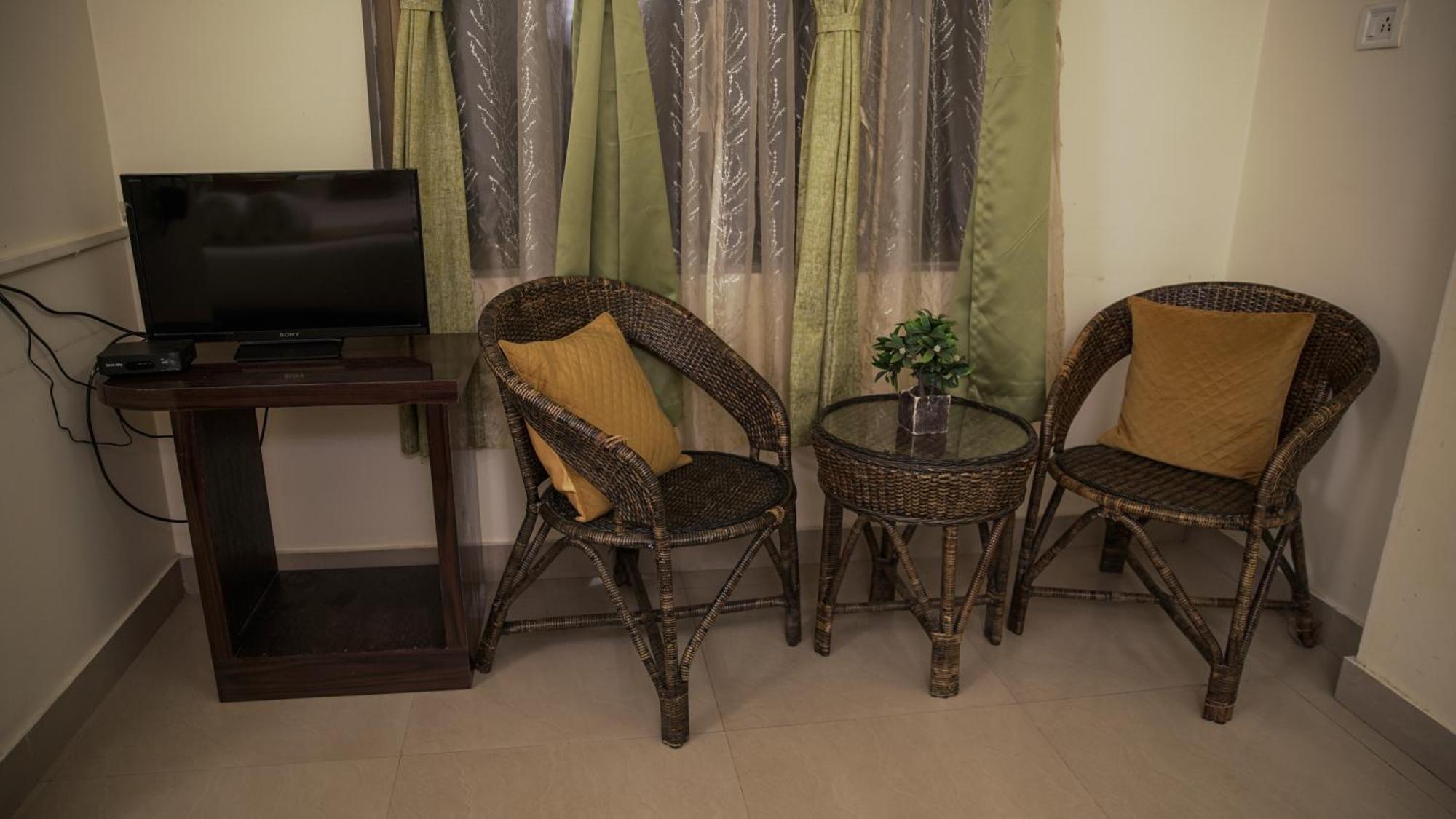 350sqm 10 bedroom, 10 bathroom Apartamento in Laitumkhrah Shillong Exterior foto